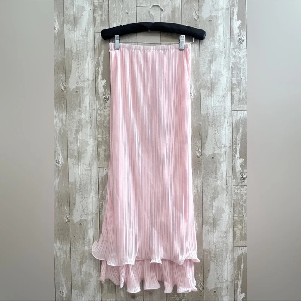 Commense Pleated Layered Ruffle Skirt Set - Picture 2 of 7